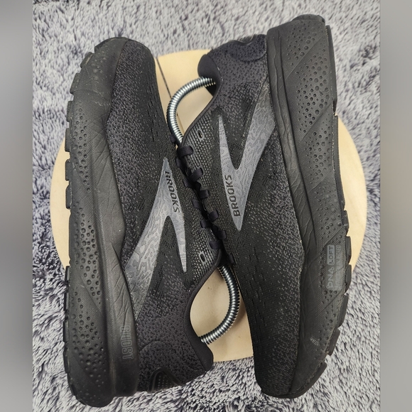 Brooks Ghost 16 Triple Black Running Shoes Sneakers Men's Size 8.5 - Picture 5 of 9